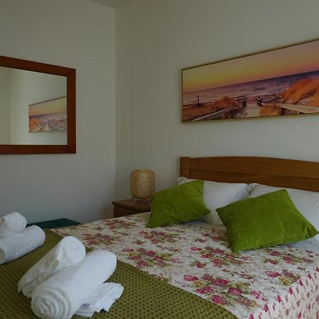 Portela House - T3 Residential Home 50 Meters From The Beach Вила-Прайа-де-Анкора Экстерьер фото