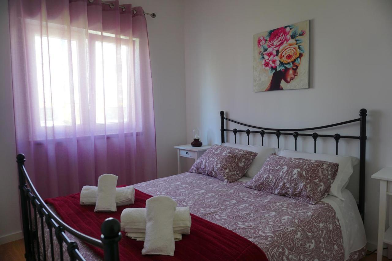 Portela House - T3 Residential Home 50 Meters From The Beach Вила-Прайа-де-Анкора Экстерьер фото